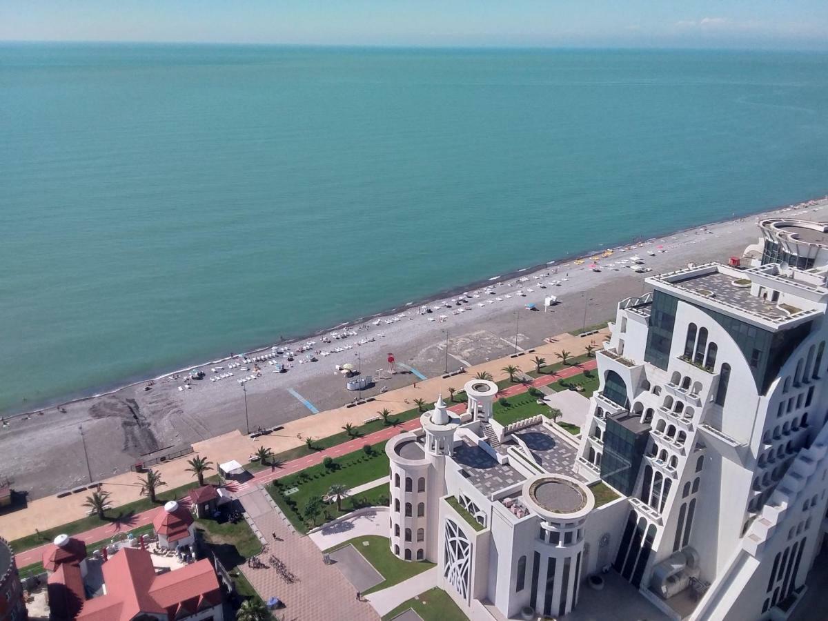 Sea View Orbi Residence Batumi Luaran gambar